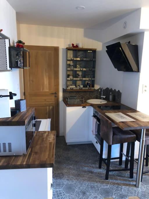 Sejour Detente Au Coeur De Macon Spa,Cine,Bouteille Offerte Buitenkant foto