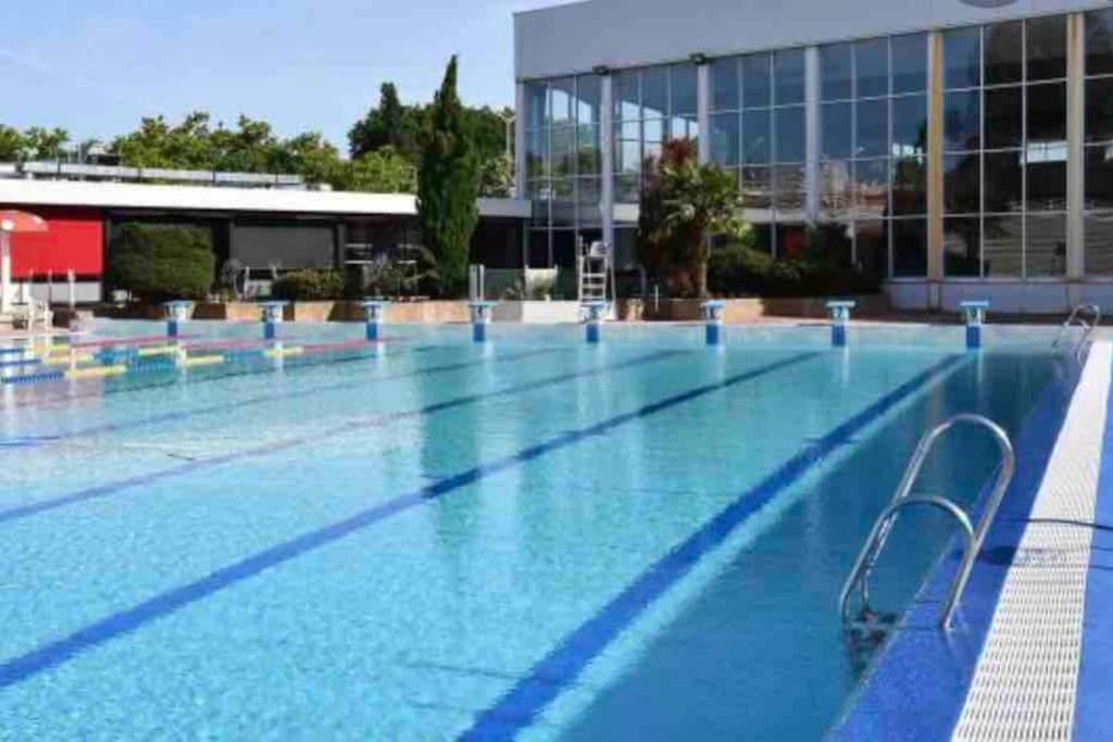 Sejour Detente Au Coeur De Macon Spa,Cine,Bouteille Offerte Buitenkant foto