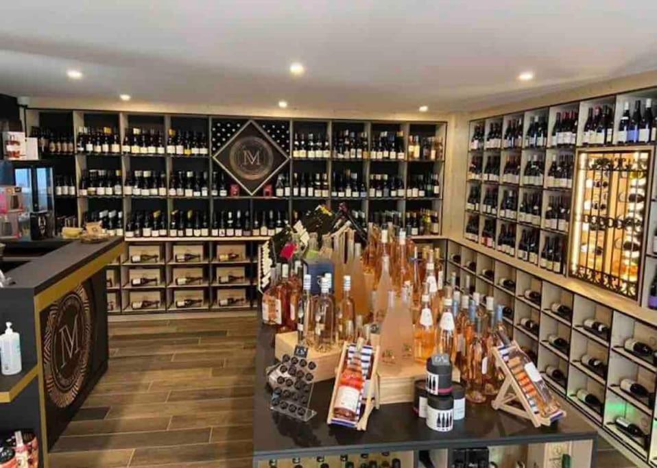 Sejour Detente Au Coeur De Macon Spa,Cine,Bouteille Offerte Buitenkant foto